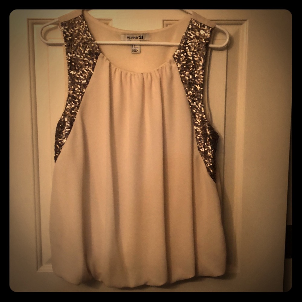 Large white top with silver sequin detail